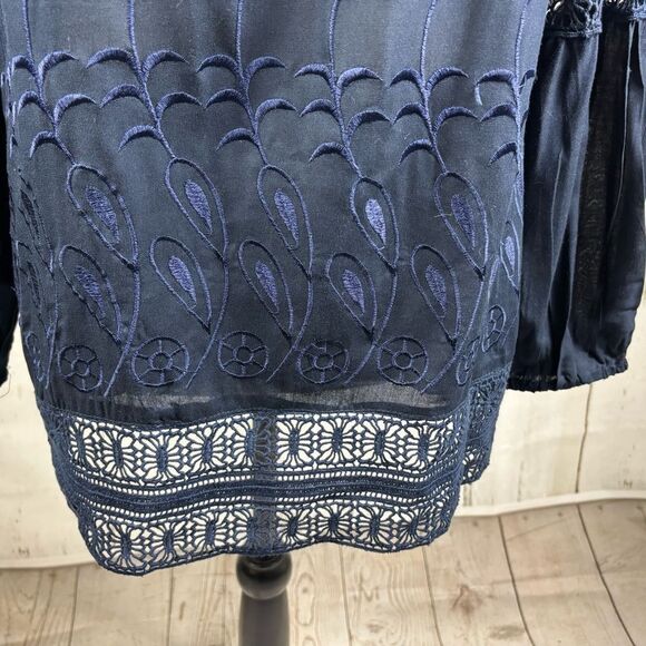 Anandas Collection Women’s Blouse Navy Embroidered Lace Rayon - Picture 3 of 6